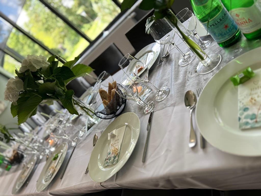 Adam Catering Krefeld | Privat Feiern, Business Events & Hochzeiten