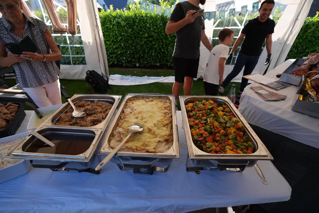 Spanferkel Profi Catering & Party Service