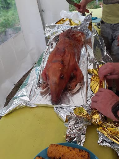 Spanferkel-Catering BESTE SPANFERKELBRATEREI & PARTYSERVICE BERLIN — Kundenfoto