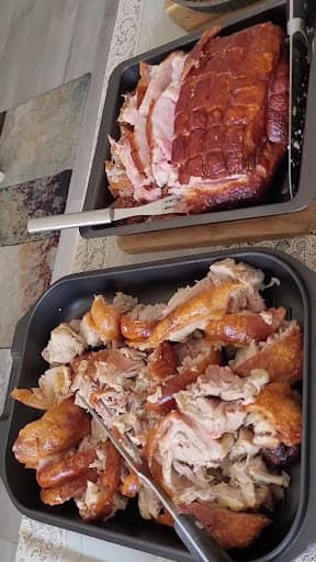Spanferkel-Catering BESTE SPANFERKELBRATEREI & PARTYSERVICE BERLIN — Kundenfoto
